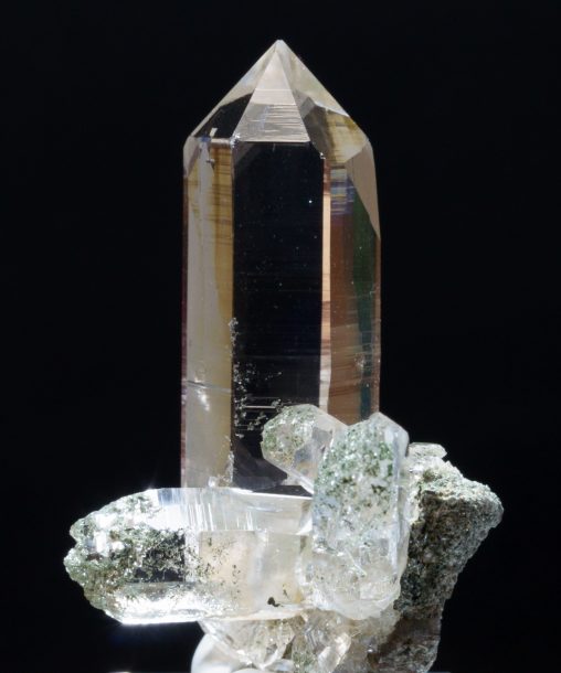 インド・マニハール産水晶の綺麗な標本