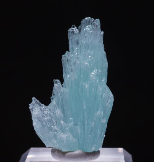 中国・雲南省産ブルーアラゴナイトの綺麗な標本