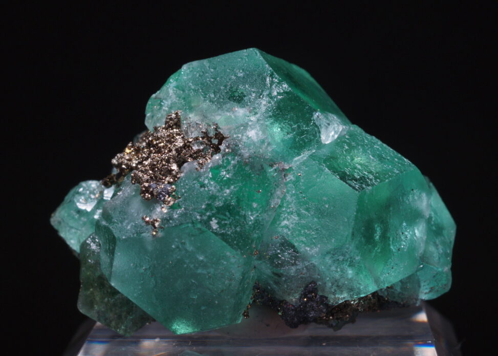 ペルー産パイライト付きフローライトの綺麗な標本