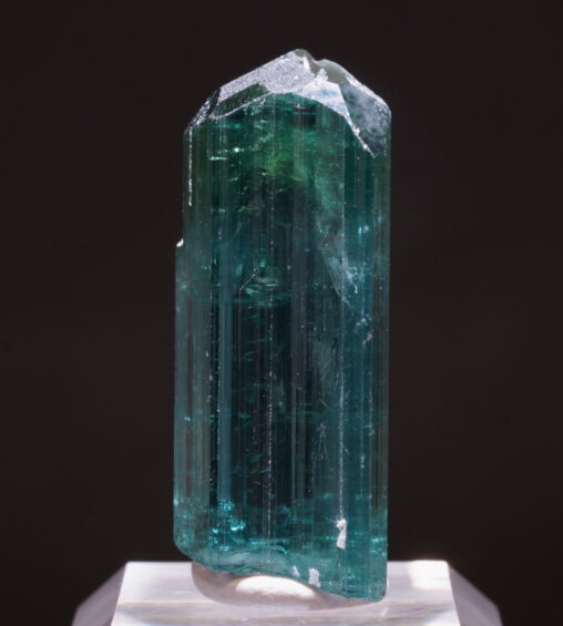 ミナスジェライス州産グリーントルマリンの綺麗な標本