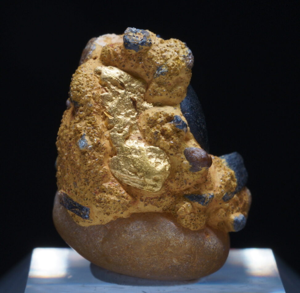 ブラジル・ディアマンティーナ産自然金ダイアモンドの綺麗な標本