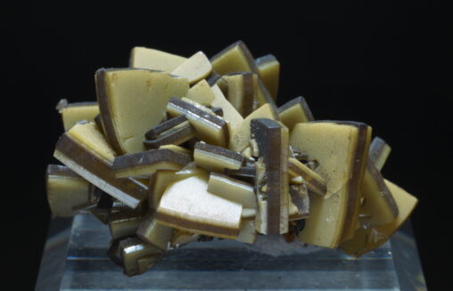 メキシコ・オハエラ鉱山産ウルフェナイトの綺麗な標本