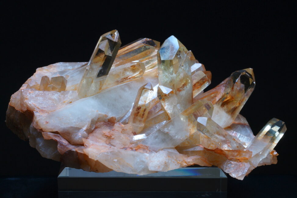 マダガスカル産シトリンの綺麗な標本