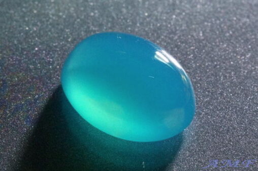 ドミニオン鉱山産ジェムシリカの綺麗なルース4.54ct